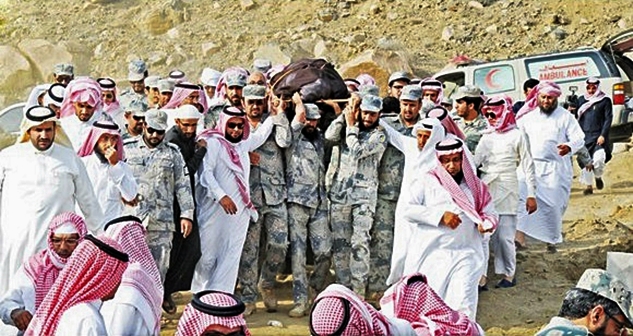 40583-yemen-siniri-suudi-asker-cenazesi.jpg